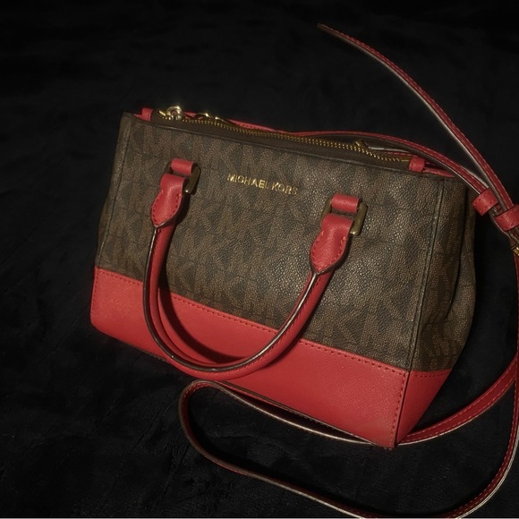 MICHAEL KORS pink and Brown Crossbody 👜 - Picture 11 of 12